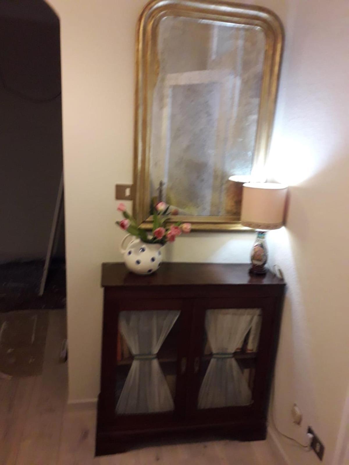 Palazzo Colombini Apartment ลุคคา ภายนอก รูปภาพ